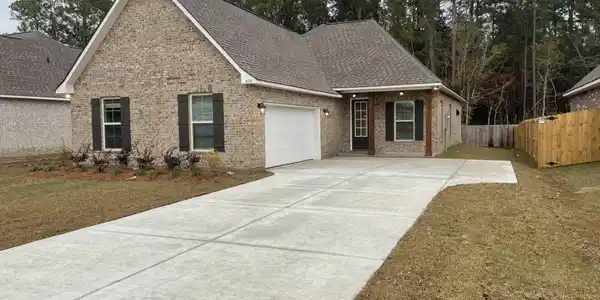 876 Leeward Drive
