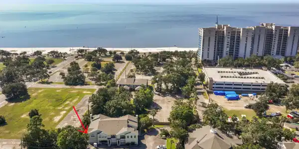 2252 Beach Drive