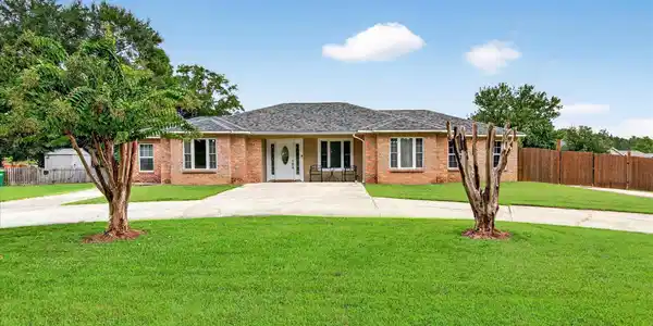 14916 Dismuke Drive