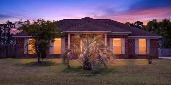 14905 Nassau Drive