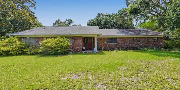 289 Holcomb Boulevard
