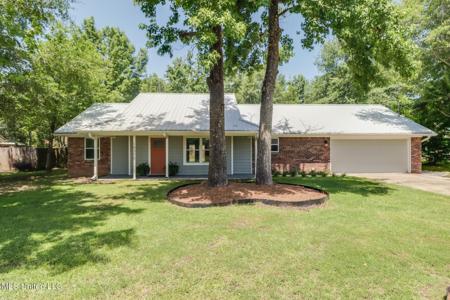10375 Pin Oak Drive