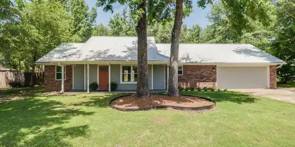 10375 Pin Oak Drive