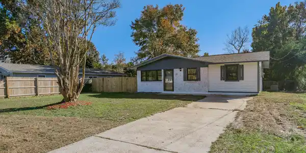 33 32nd Street