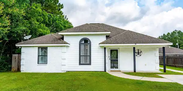 226 Dogwood Street