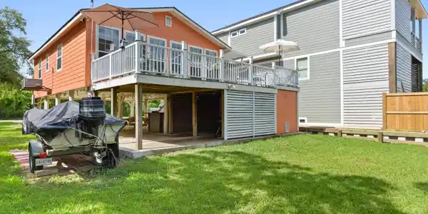 11600 Bayou View Drive