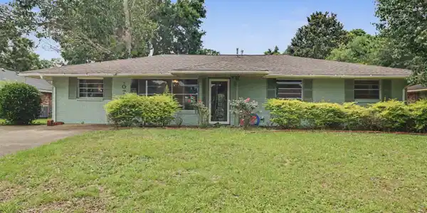 107 Vance Place