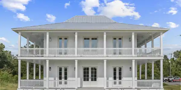 128 Seaside Oaks Drive