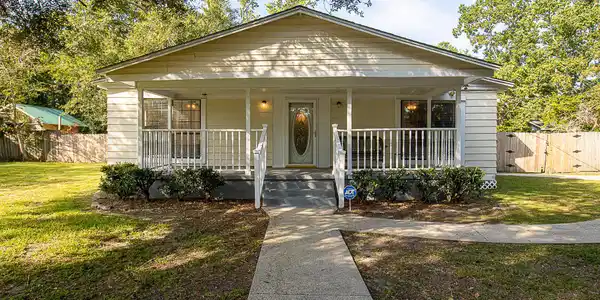 207 Mccaughan Avenue