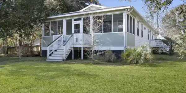 104 Felicity Street