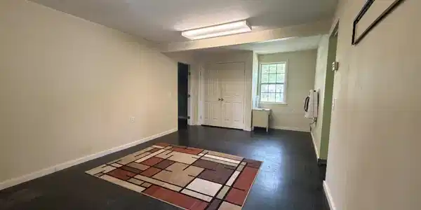 Image 3: 5