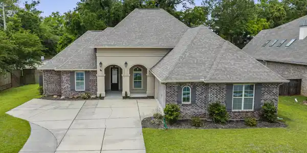 803 Darius Drive