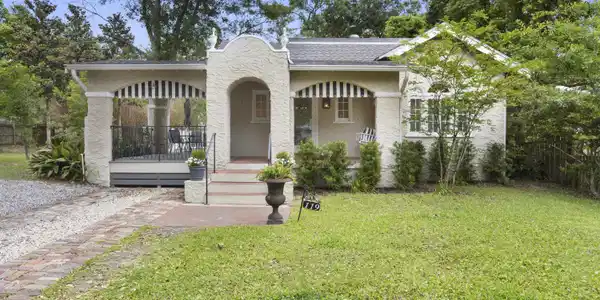 119 Shadowlawn Avenue