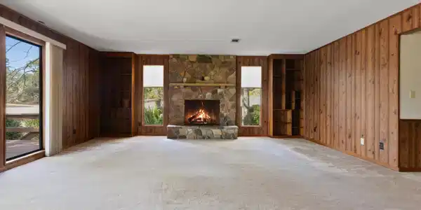 Image 2: Living Room