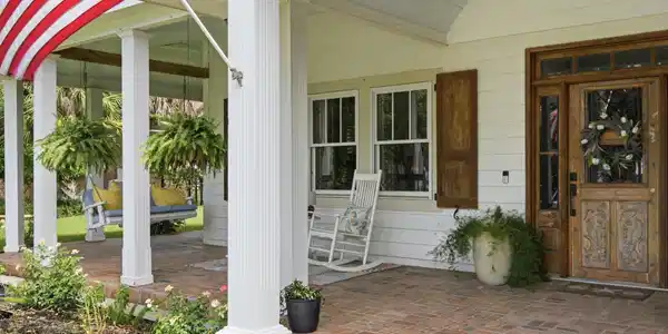 Image 3: 940 2nd Street front porch view