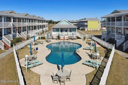 1515 East Beach