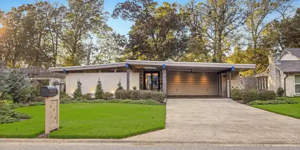 313 Westview Drive