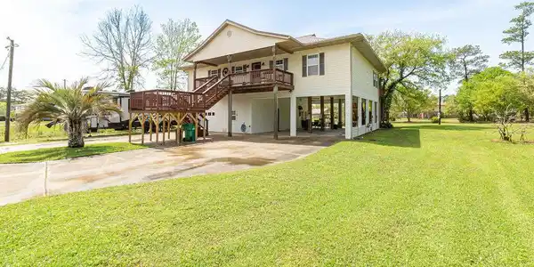 16063 W Daytona Drive