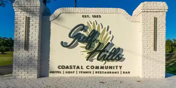 Image 3: GULF HILLS
