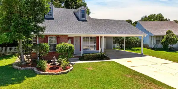 337 Rebecca Avenue