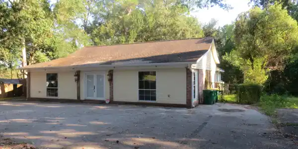 Image 2: Side