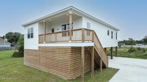 108 Wenmar Avenue