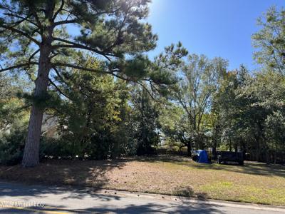 2446 Sunkist Country Club Road