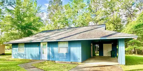 6 Dogwood Circle