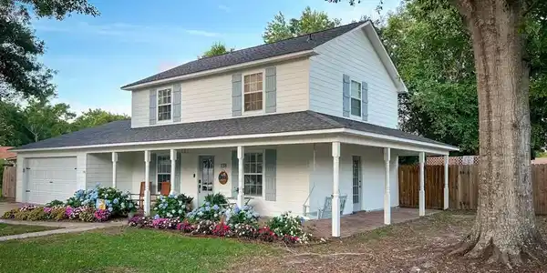 128 Reynolds Circle