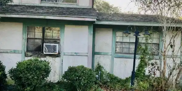 319 Joyce Avenue