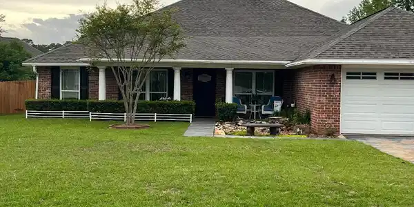 3411 Hermitage Court