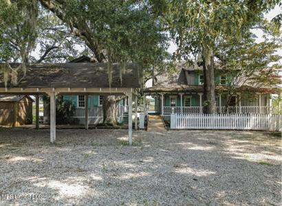 2310 N Country Club Lane