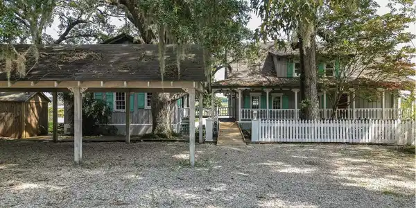 2310 N Country Club Lane