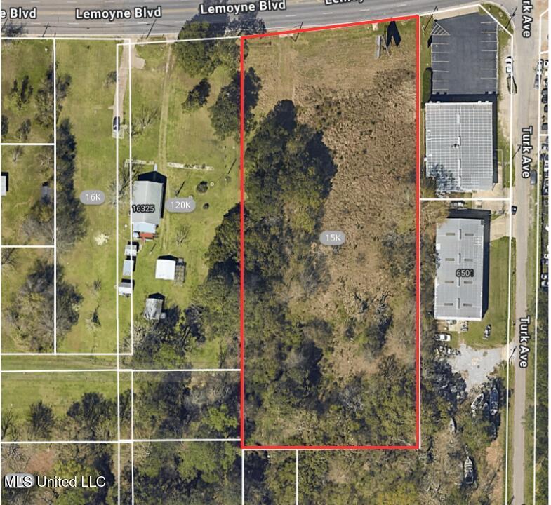 Image 1: Lot Line