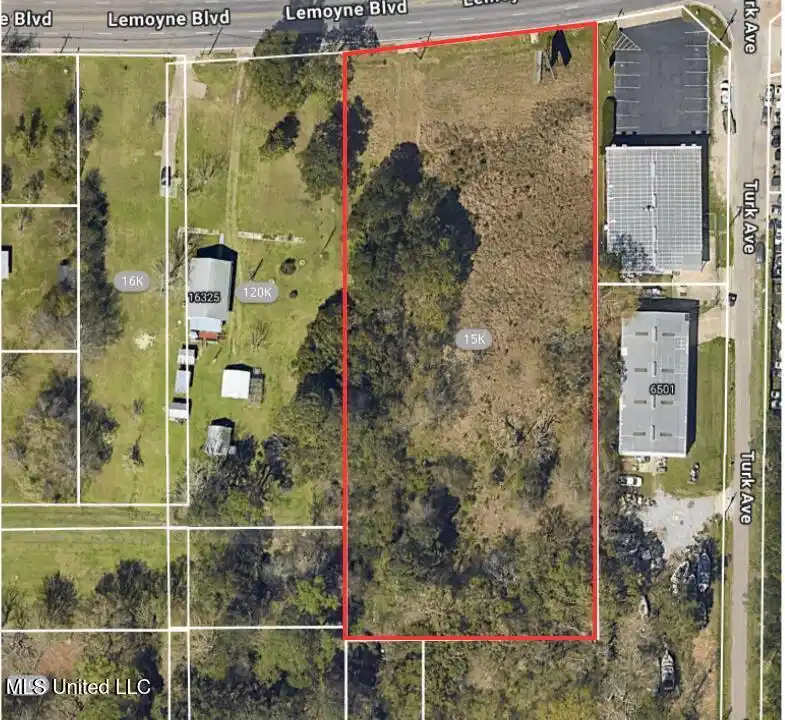 Image 1: Lot Line