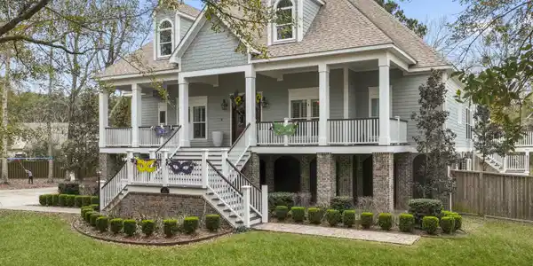 111 Spanish Point Court