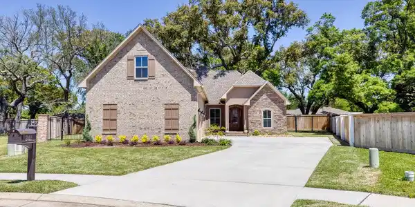 341 Laysan Circle