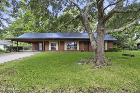 112 La Branche Avenue