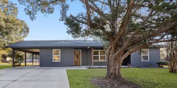 417 Woody Circle