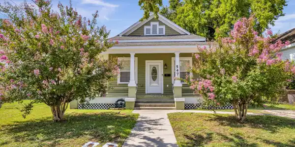 547 Howard Avenue