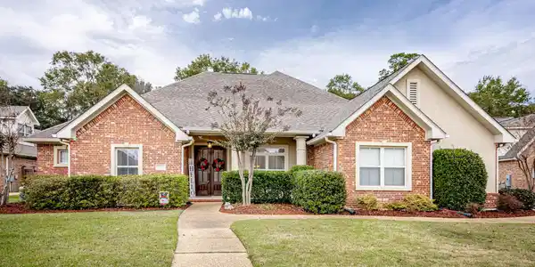 2119 Whitney Oaks Drive