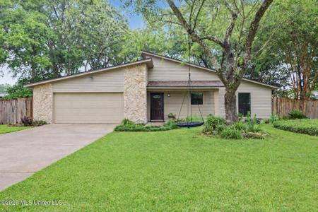108 Lynne Therese Circle