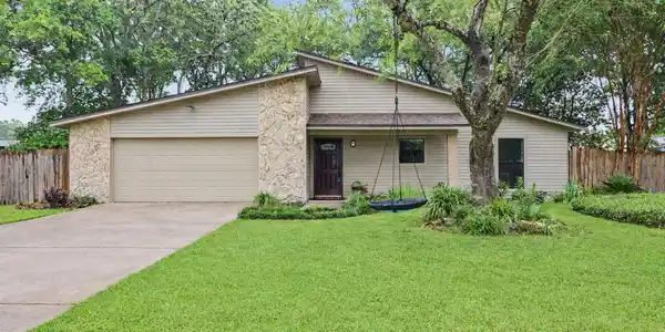 108 Lynne Therese Circle