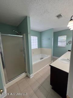 Image 4: Master Bathroom (1)