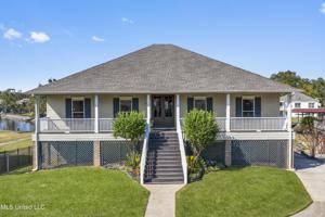 635 Haven Drive N