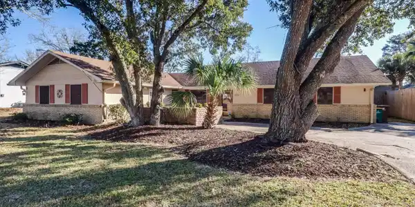 112 Driftwood Drive