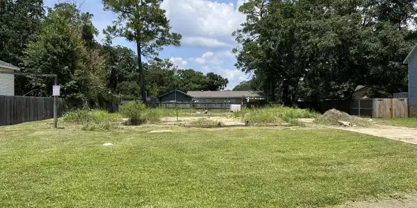 4536 Shadow Wood Circle