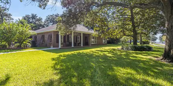 154 Edgewater Drive