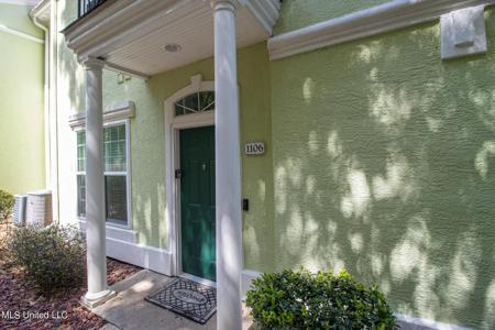 2252 Beach Drive