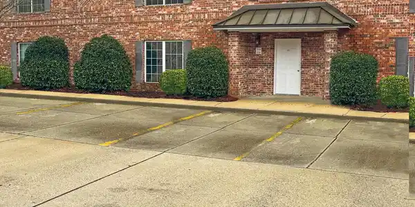 210 Armand Oaks